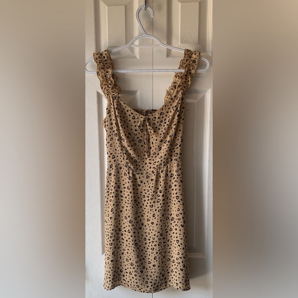 NWOT Aritzia Sunday Best Flirt Ruffle Dress